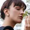 Princess Flower ørepynt med hvit perlemor