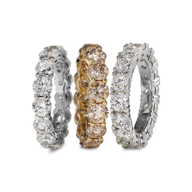 Allianseringer i hvitt gull og roségull med briljanter og champagnefargede diamanter
