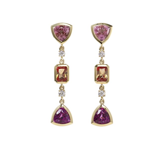 Ørepynt i gult gull med turmalin, rhodolitt, granat og briljanter